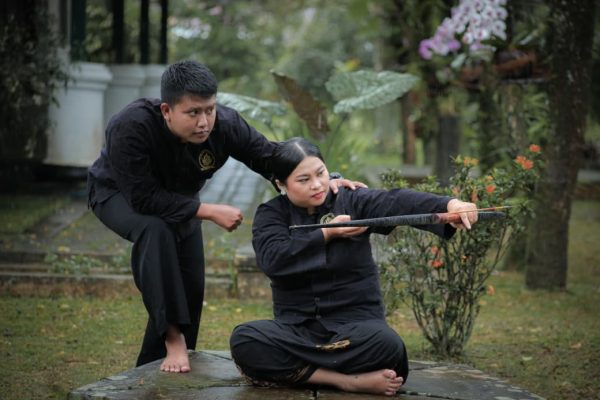 2f689d16-fb29-448c-b93e-266992c603e3-1-1