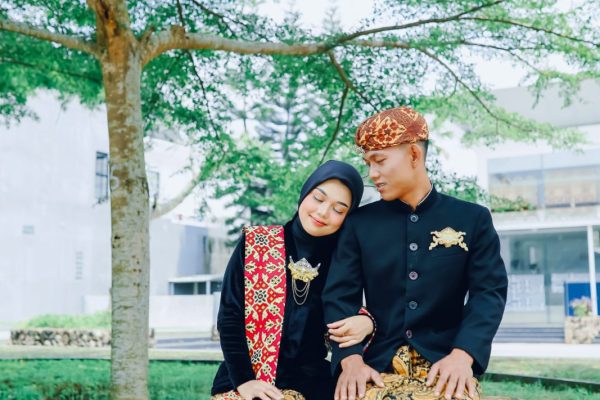 a7ea6ee5-8460-472b-8593-603a1649b93b-1